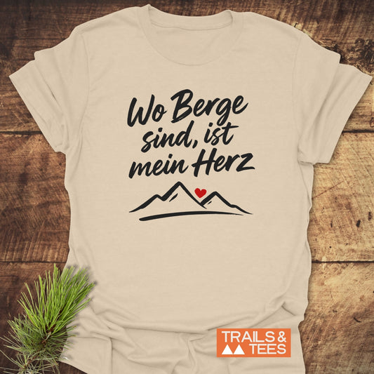 Berge und Herz T-Shirt
